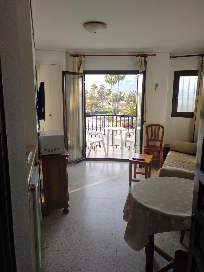 Apartamento Parchís con piscina Dénia Exterior foto