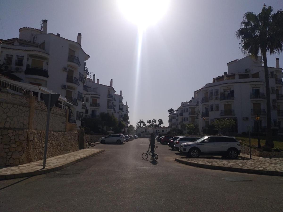 Apartamento Parchís con piscina Dénia Exterior foto
