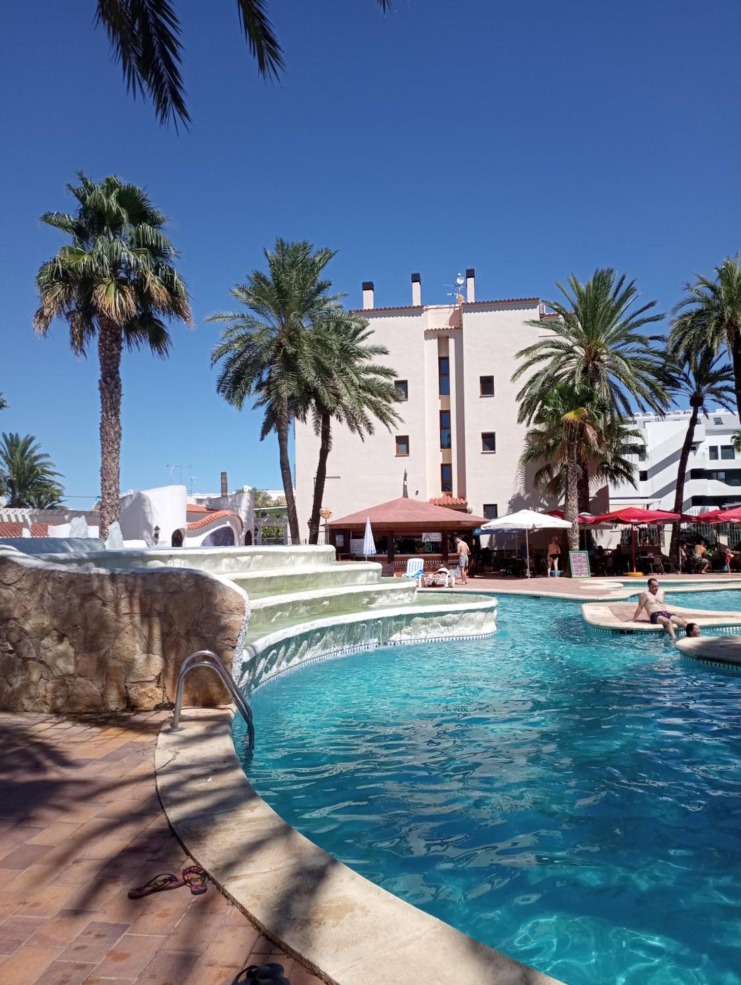 Apartamento Parchís con piscina Dénia Exterior foto